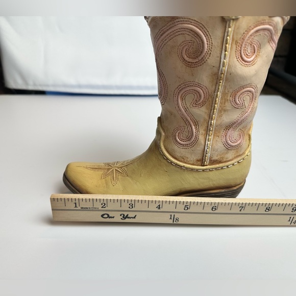 Cowboy Cowgirl Boot Vase for Home or Office - Picture 8 of 8